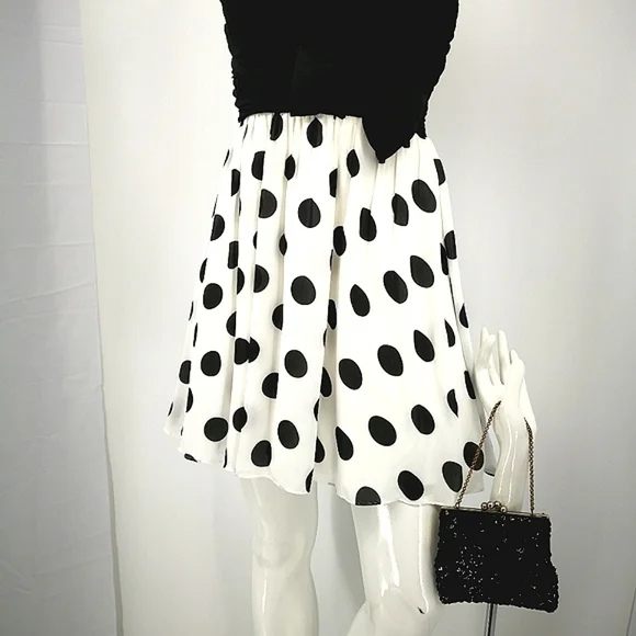 B. Smart Junior’s 3 Black & White Polka Dot Pattern Formal Strapless Mini Dress - Picture 4 of 8